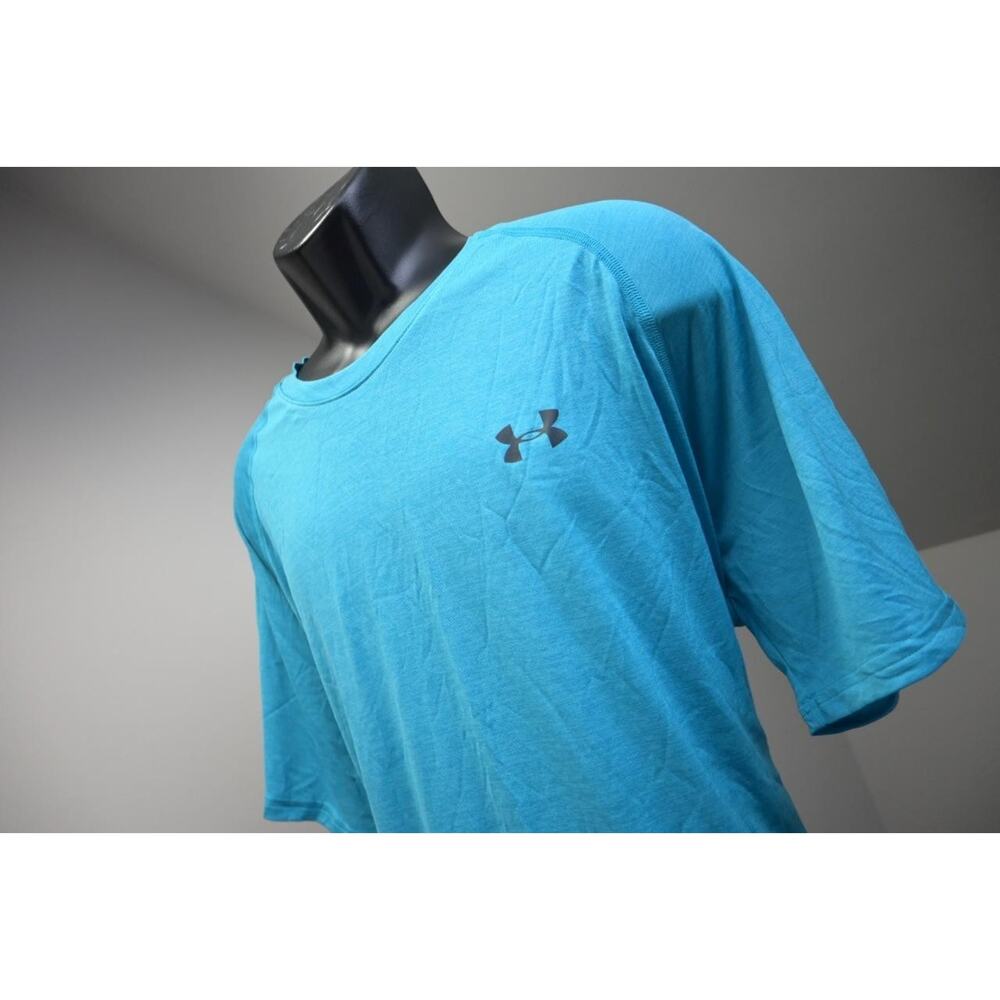 Under Armour Gym Shirt HeatGear Loose Blue Short Sleeve Athletic Mens Size 2XL